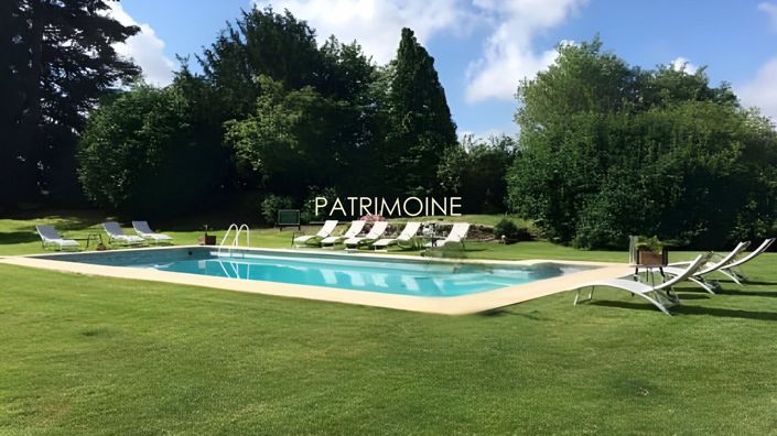 Image No.3-Propriété de 12 chambres à vendre à Rambouillet