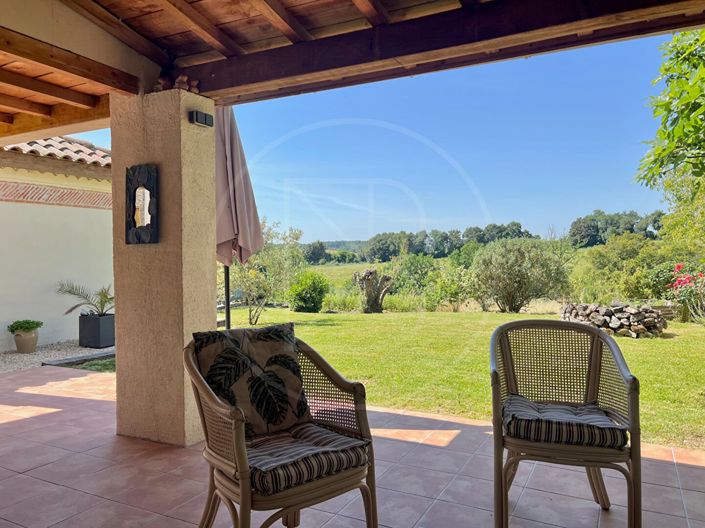 Image No.17-7 Bed House for sale