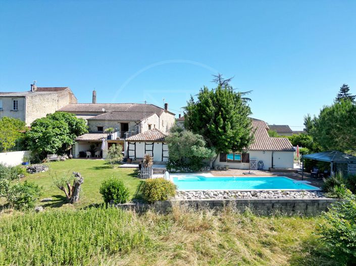 Image No.18-7 Bed House for sale
