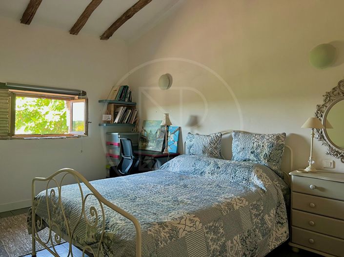 Image No.9-7 Bed House for sale
