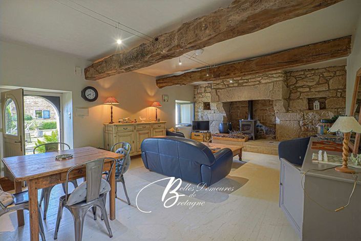 Image No.16-7 Bed House for sale