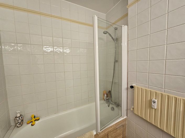Image No.13-2 Bed Apartment for sale