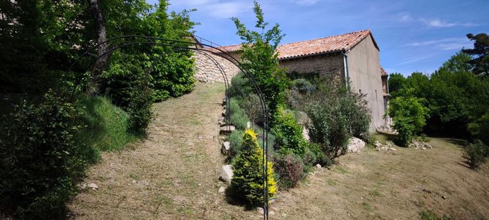 Image No.10-3 Bed House for sale