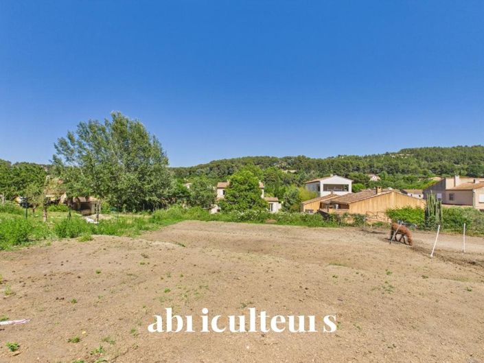 Image No.17-5 Bed House for sale