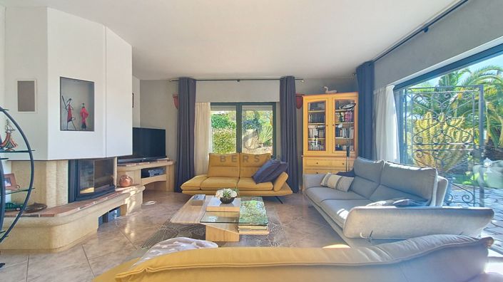 Image No.13-4 Bed House for sale