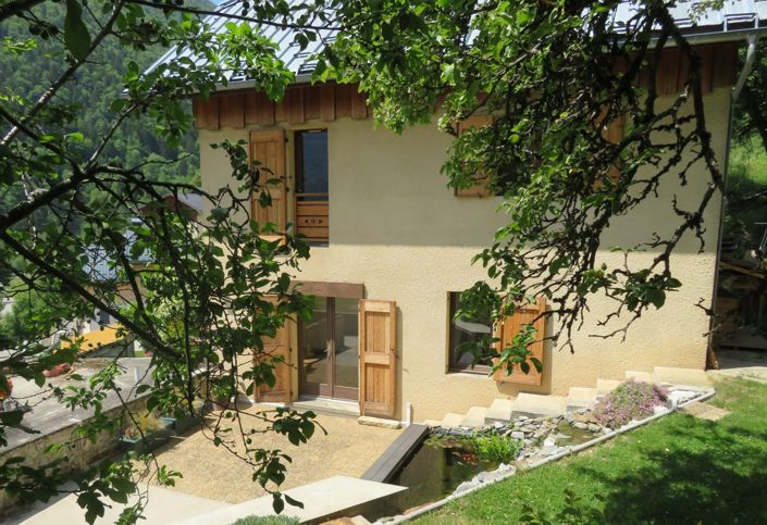 Image No.2-5 Bed House for sale