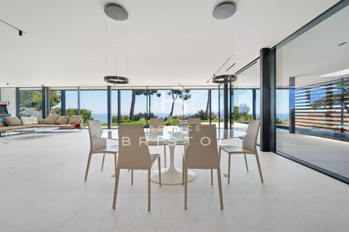 Image No.4-4 Bed House for sale