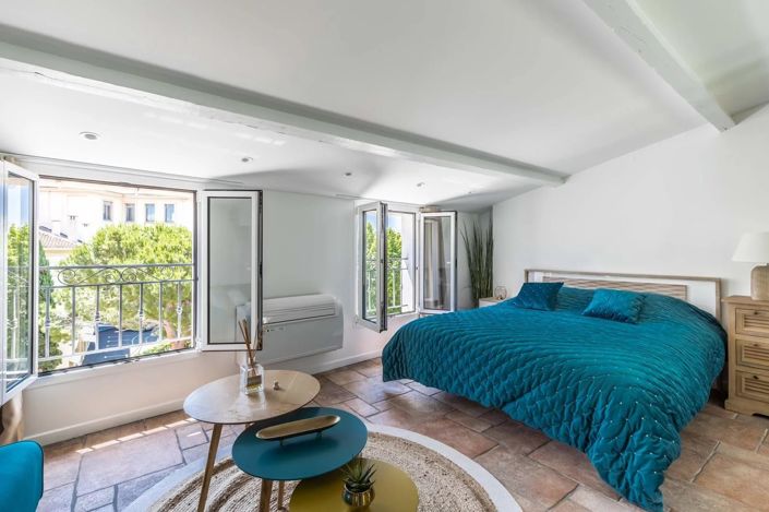 Image No.11-5 Bed Apartment for sale