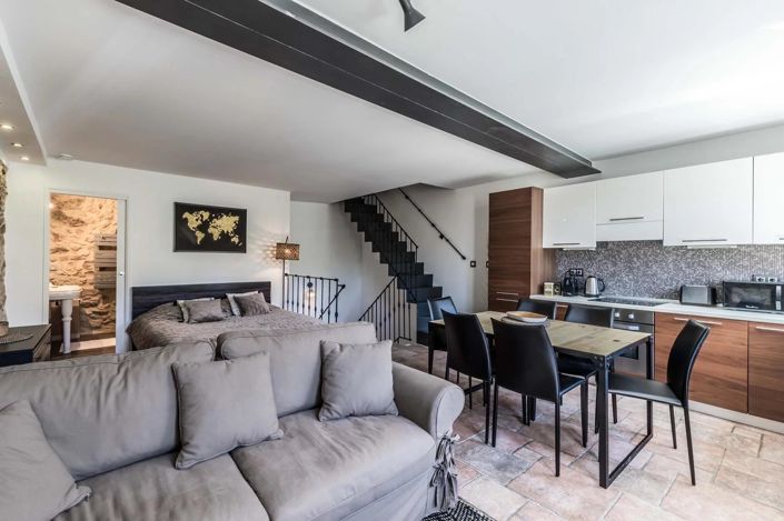 Image No.16-5 Bed Apartment for sale