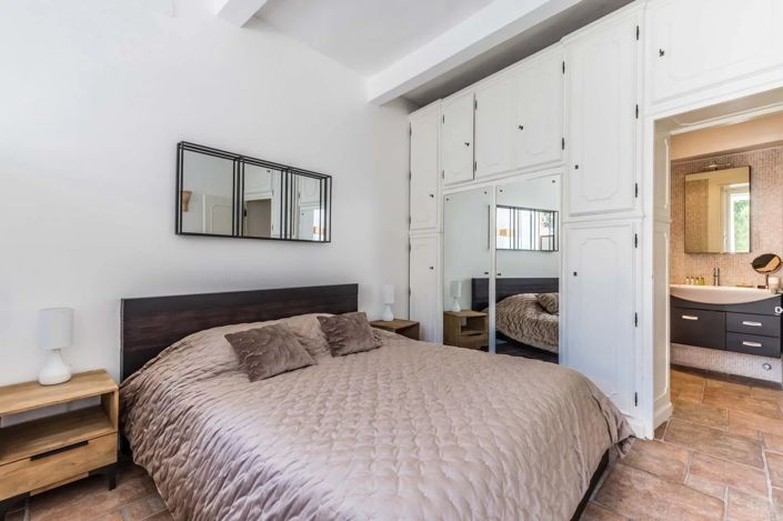 Image No.3-5 Bed Apartment for sale
