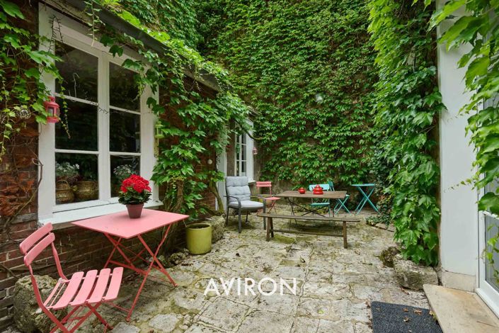 Image No.6-4 Bed House for sale