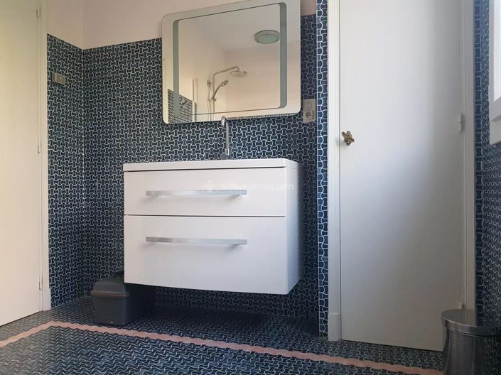 Image No.14-6 Bed House for sale