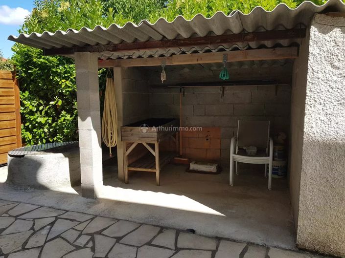 Image No.18-6 Bed House for sale