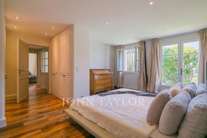 Image No.17-7 Bed House for sale