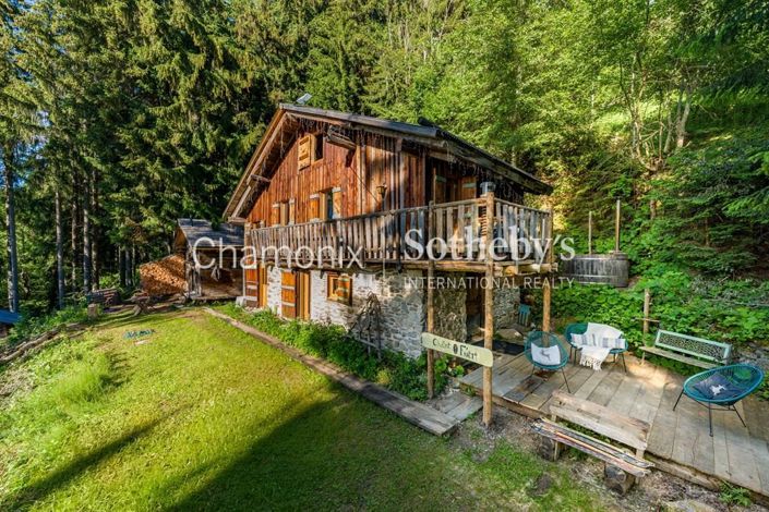 Image No.2-4 Bed House for sale