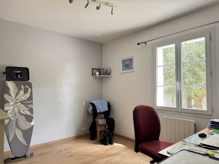 Image No.29-5 Bed House for sale