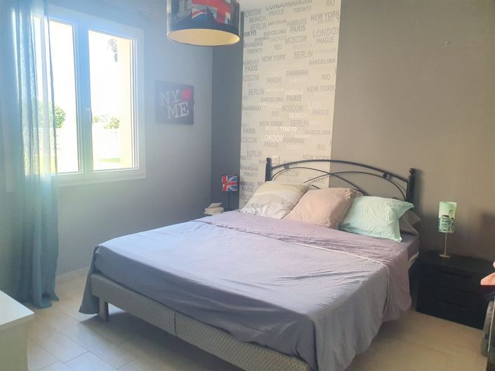 Image No.13-4 Bed House for sale