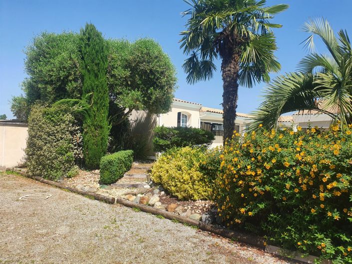 Image No.27-4 Bed House for sale