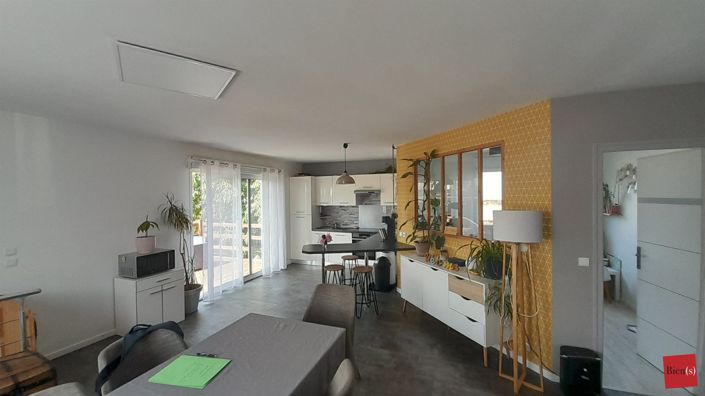 Image No.2-3 Bed House for sale
