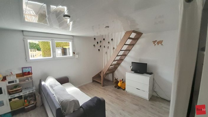 Image No.8-3 Bed House for sale