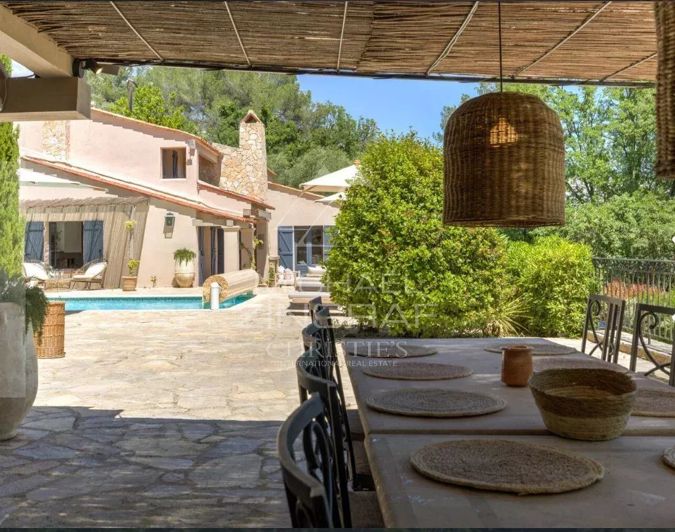 Image No.9-4 Bed House for sale