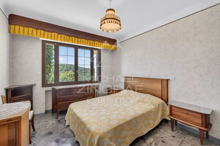 Image No.10-5 Bed House for sale