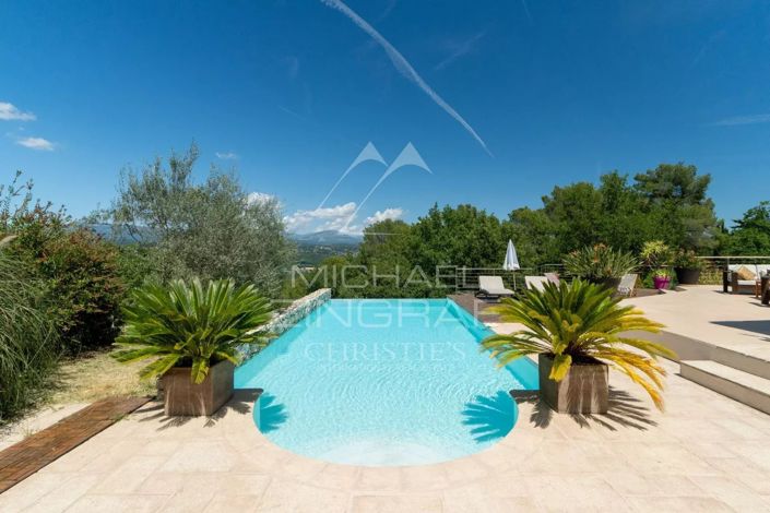 Image No.2-4 Bed House for sale