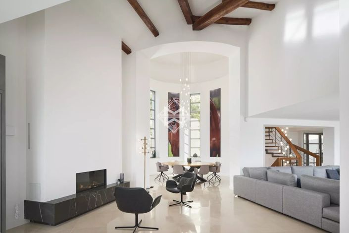 Image No.5-5 Bed House for sale
