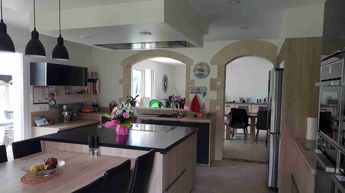 Image No.10-7 Bed House for sale