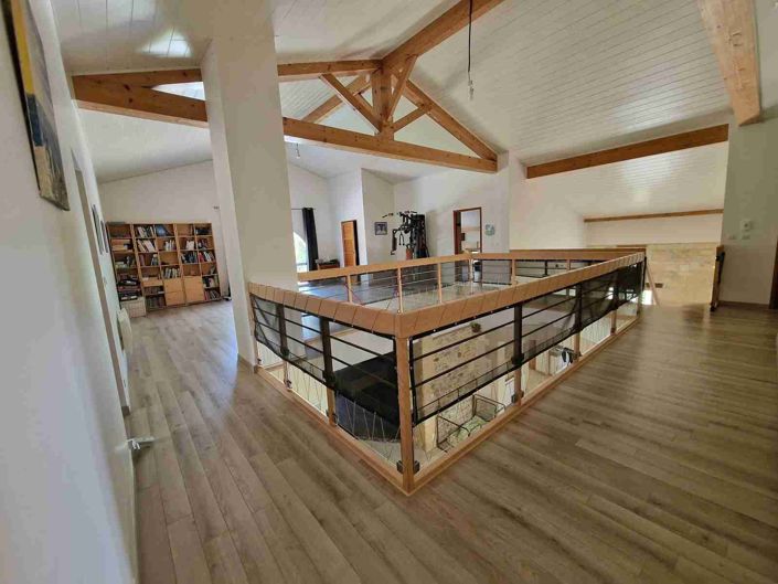 Image No.14-7 Bed House for sale