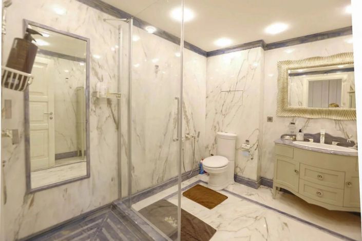 Image No.6-6 Bed House for sale