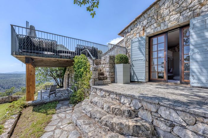 Image No.25-7 Bed House for sale