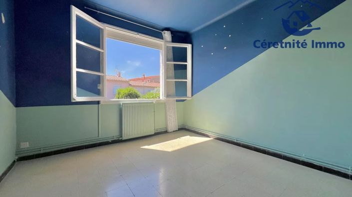 Image No.12-3 Bed House for sale