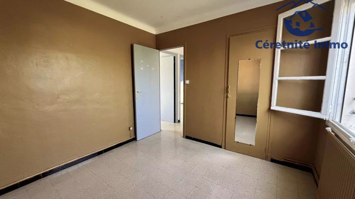 Image No.14-3 Bed House for sale