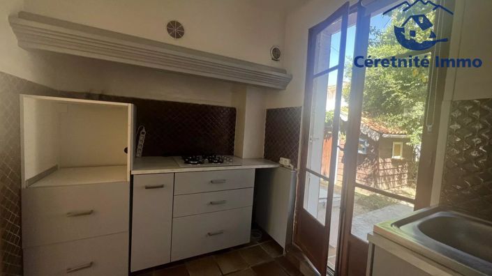 Image No.8-3 Bed House for sale
