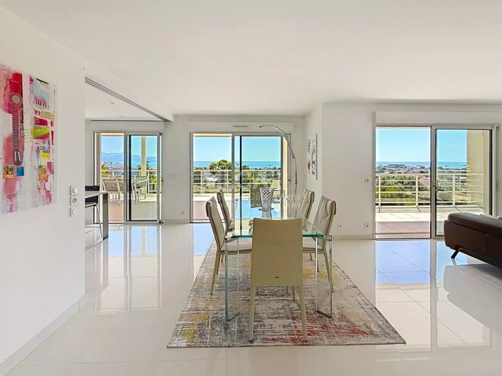 Image No.5-Appartement de 3 chambres à vendre à Antibes