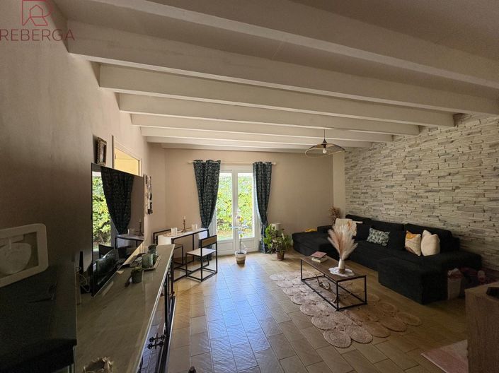 Image No.13-2 Bed House for sale