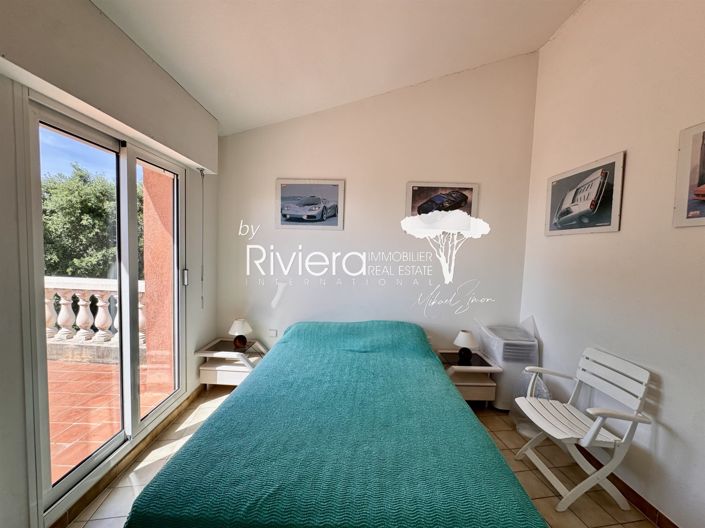 Image No.19-3 Bed House for sale