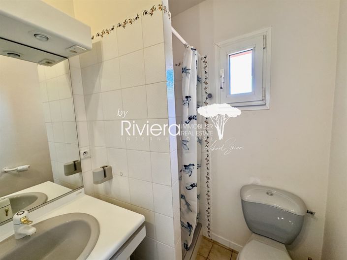 Image No.21-3 Bed House for sale