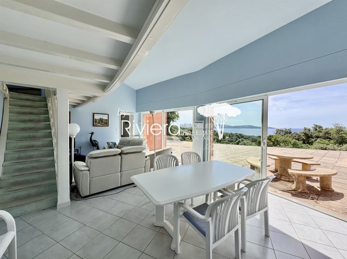 Image No.8-3 Bed House for sale