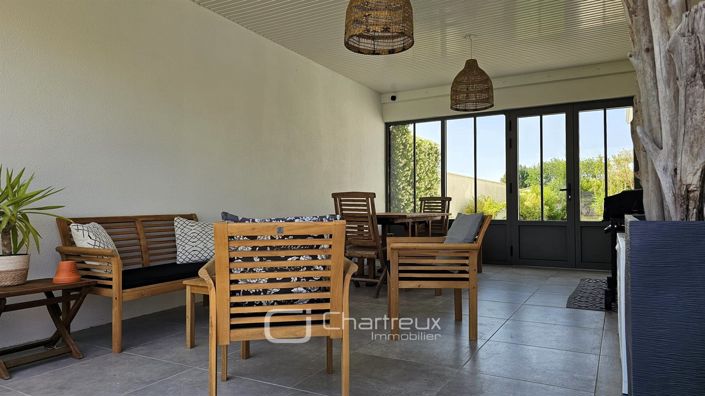 Image No.19-3 Bed House for sale