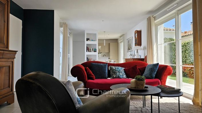 Image No.3-3 Bed House for sale