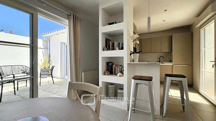 Image No.6-3 Bed House for sale