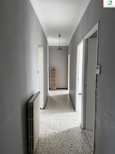 Image No.10-4 Bed House for sale
