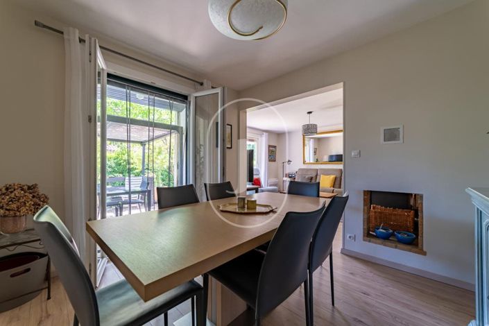 Image No.7-4 Bed House for sale