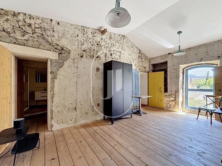 Image No.10-2 Bed House for sale