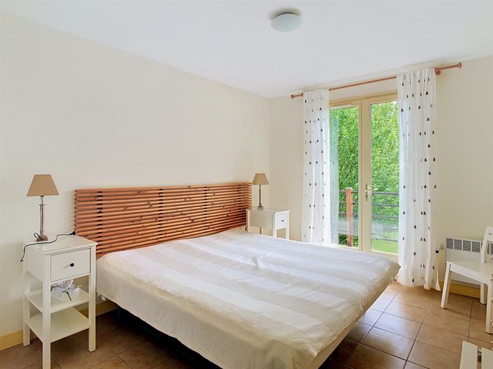 Image No.10-3 Bed House for sale