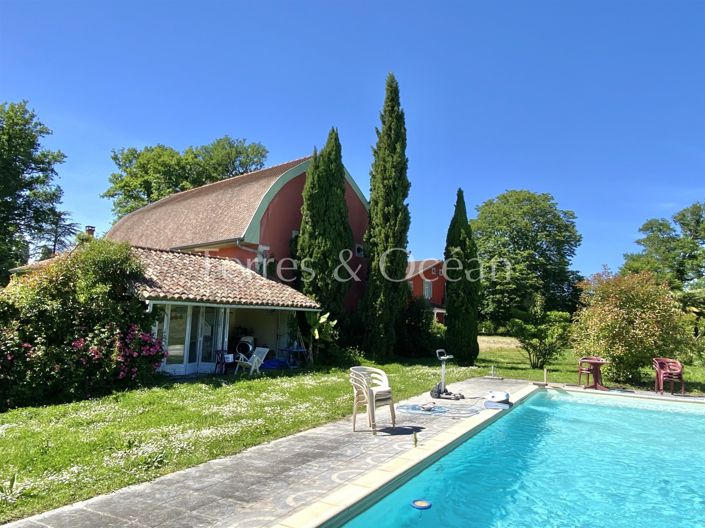 Image No.4-9 Bed House for sale