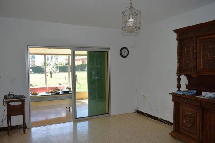 Image No.4-5 Bed House for sale