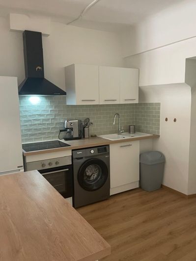 Image No.6-2 Bed House for sale